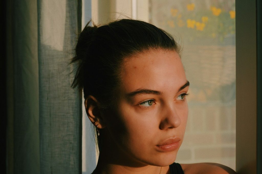 woman in black tank top